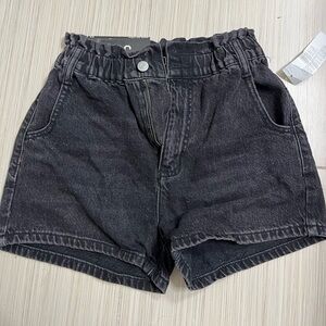 NWT BDG Pull on Mom Shorts Black Denim, Urban Outfitters, XS